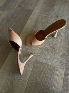ASOS DESIGN Open Toe Heeled Slides, Beige, Size 38