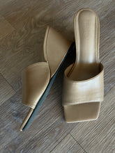 Load image into Gallery viewer, Rubi Nude Wedge Heels – Size 39 