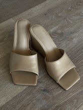 Load image into Gallery viewer, Rubi Nude Wedge Heels – Size 39 