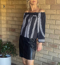 Load image into Gallery viewer, ESCADA Vintage Leather Mini Skirt, Size 36 (S)