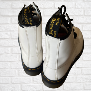 Dr. Martens 1460 Smooth Leather Lace Up Boots - White, Size EU 37