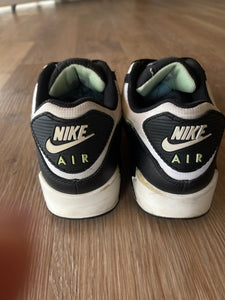 Nike Air Max 90 “Fresh Mint” – Rare Colourway | US 11