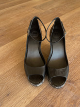 Load image into Gallery viewer, Zaxy Peep Toe Platform Shoes, Black, Size 7 (US)