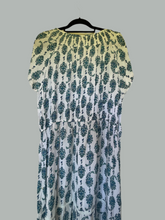 Load image into Gallery viewer, Millers Boho Tiered Maxi Dress, Size 22