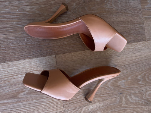 ASOS DESIGN Open Toe Heeled Slides, Beige, Size 38