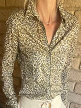 Load image into Gallery viewer, Sandwich Button Up Shirt, Size 34