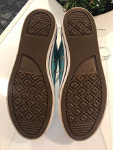 Load image into Gallery viewer, Converse All Stars, Women&#39;s, Size 8