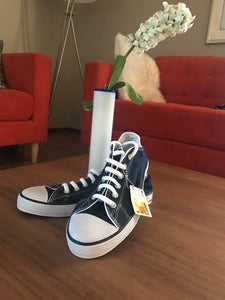 Converse All Stars in Navy Blue Size 8