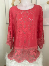 Load image into Gallery viewer, Johnny Was Dange Embroidered-Eyelet Tunic, Size M