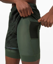 Load image into Gallery viewer, Lululemon Men&#39;s Surge Short 6&quot; Lined, Camo Green, XL
