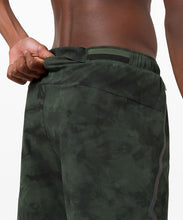 Load image into Gallery viewer, Lululemon Men&#39;s Surge Short 6&quot; Lined, Camo Green, XL