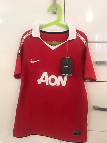 Nike Official Manchester United Football Home Jersey 2010/2011 football season, Size M (9-10 yrs)