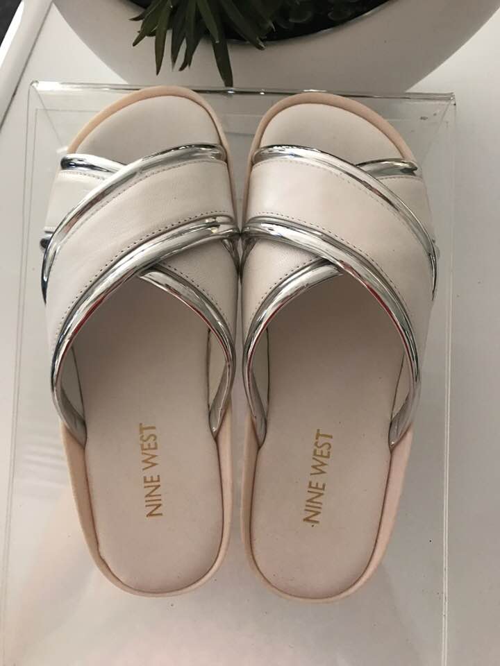 Nine West Indre Crossover Slides Size 5M/36
