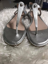 Load image into Gallery viewer, Brand New Nine West Leather Karent Sandals, Size 9