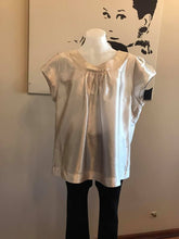 Load image into Gallery viewer, Sportscraft Metallic Short Sleeve Top, Size 16