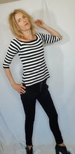 Load image into Gallery viewer, Zara Knit Black and White Stripe Top, Size S