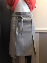 Load image into Gallery viewer, Zara Basic Wool Blend Skirt in Grey, Size M
