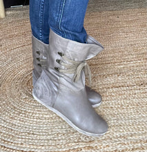 Load image into Gallery viewer, LiliMill Made in Italy Mid Calf Boots, Size 37