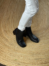 Load image into Gallery viewer, Easy Steps Perry Ankle Boot, Size 8.5