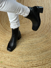 Load image into Gallery viewer, Easy Steps Perry Ankle Boot, Size 8.5