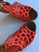 Load image into Gallery viewer, Valeria Grossi Malin Tangerine Embroidered Heels, BNNT, Size 39