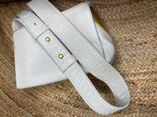 Load image into Gallery viewer, DKNY Vintage Handbag