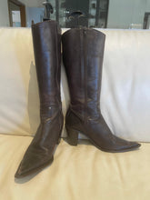 Load image into Gallery viewer, Street Shoes Made in Italy Leather Boots, Chocolate Brown, Size 39