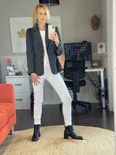 Load image into Gallery viewer, Lisa Campione New York Two Tone Grey Tweed Jacket/Blazer, Size 42 (14)