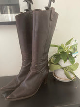 Load image into Gallery viewer, Street Shoes Made in Italy Leather Boots, Chocolate Brown, Size 39