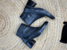 Load image into Gallery viewer, Easy Steps Perry Ankle Boot, Size 8.5