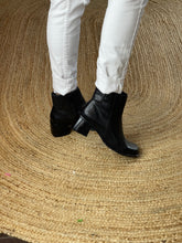 Load image into Gallery viewer, Easy Steps Perry Ankle Boot, Size 8.5