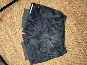 Lululemon Men's Surge Short 6" Lined, Camo Green, XL