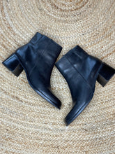Load image into Gallery viewer, Easy Steps Perry Ankle Boot, Size 8.5