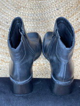 Load image into Gallery viewer, Easy Steps Perry Ankle Boot, Size 8.5