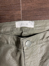 Load image into Gallery viewer, Target Skinny Jeans High Rise Green Snake Animal Print, Size 16