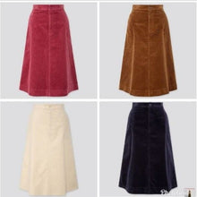 Load image into Gallery viewer, Uniqlo MIDI A-line Corduroy Skirt, Off-White, Size XS