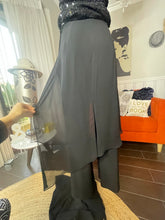 Load image into Gallery viewer, Liz Jordon Black Skants (Pants with Overlay Skirt), Black, Size 10