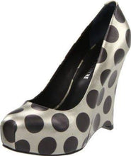 Load image into Gallery viewer, Pour Le Victoire Polka Dot Ivonne Wedge Platform Heels, Size 8