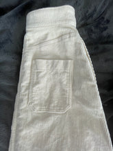 Load image into Gallery viewer, Uniqlo MIDI A-line Corduroy Skirt, Off-White, Size XS