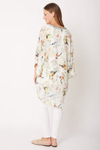 Load image into Gallery viewer, Blue Illusion Summer Kimono