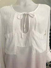 Load image into Gallery viewer, Made In Italy Tunic Top, White, One Size*