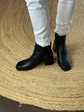 Load image into Gallery viewer, Easy Steps Perry Ankle Boot, Size 8.5